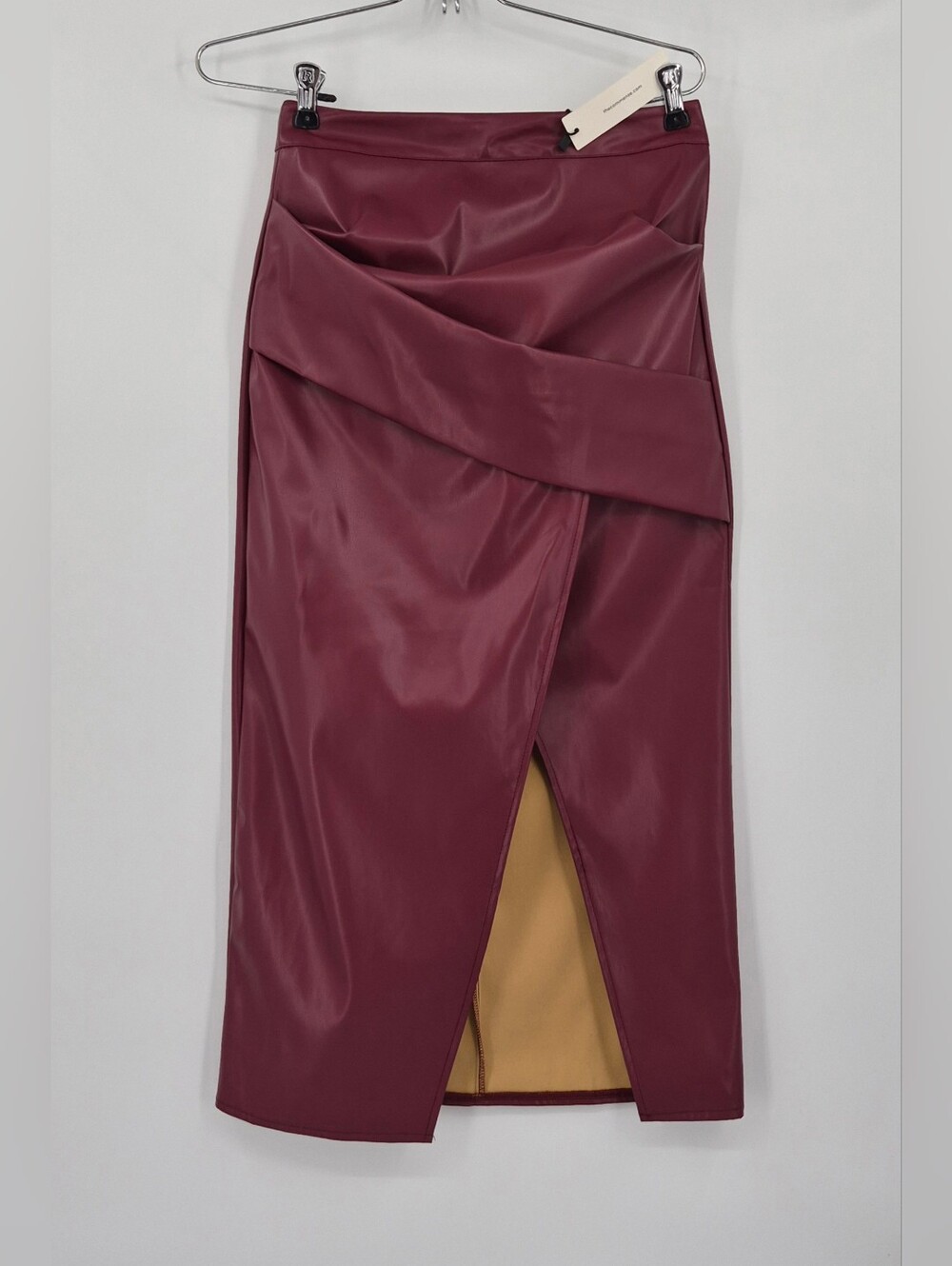 Commense Ruched Slit PU Leather Midi Skirt Size Small Burgundy